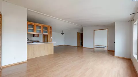 4331 Hendricks Rd, Connell, WA 99326 photo 4