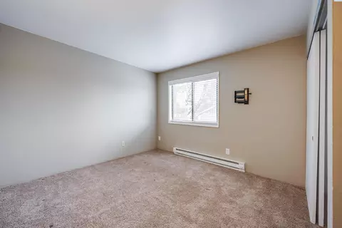 Bedroom - 600 SW Crestview St #2, Pullman, WA 99163 photo 3 of 8