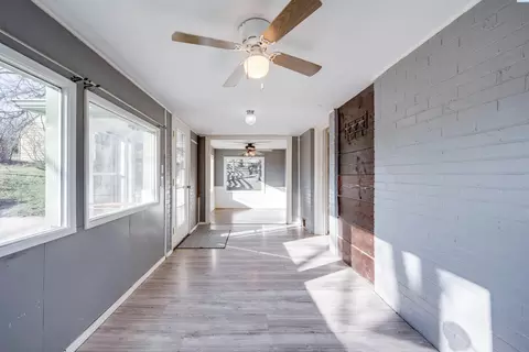 Entry Way - 952 Carothers Rd, Pullman, WA 99163 photo 3 of 6