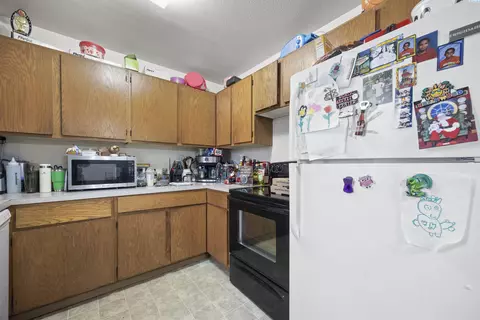 Kitchen - 313 E 3rd St, Granger, WA 98932 photo 6 of 8