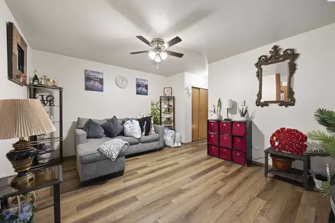 Living - 313 E 3rd St, Granger, WA 98932 photo 2 of 6