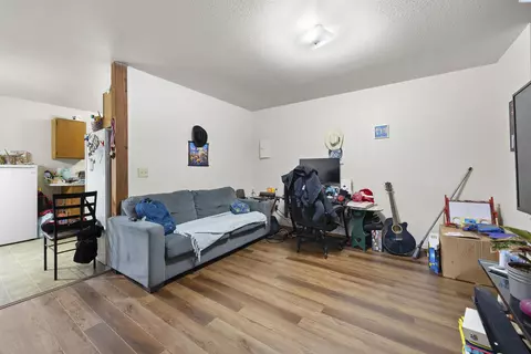 Living - 313 E 3rd St, Granger, WA 98932 photo 3 of 6