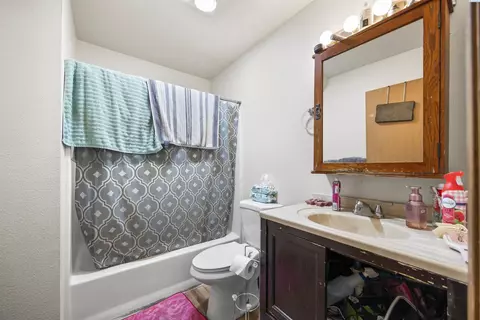 Bath - 313 E 3rd St, Granger, WA 98932 photo 2 of 4