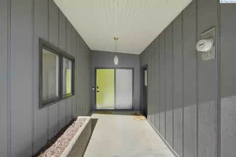 810 SW Alcora Dr, Pullman, WA 99163 photo 2
