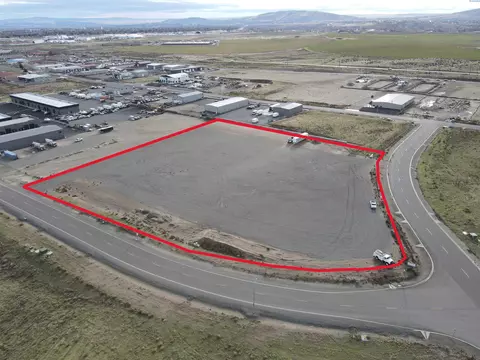 2557 Logan St, Richland, WA