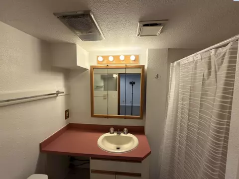 Bath - 223-225 W Main St, Pullman, WA 99163 photo 2 of 2