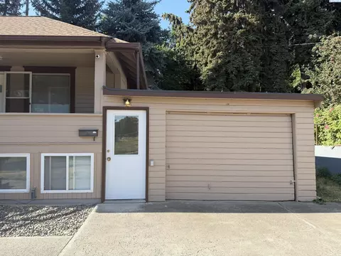 Exterior - 223-225 W Main St, Pullman, WA 99163 photo 2 of 2