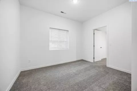 609 W Clark St, Pasco, WA 99301 photo 9