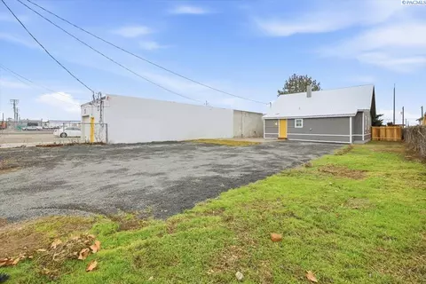 609 W Clark St, Pasco, WA 99301 photo 25