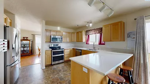Kitchen - 2410 NW Robert St, Pullman, WA 99163 photo 1 of 4