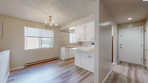 Entry Way - 1250 NW State, Pullman, WA 99163 photo 2 of 2