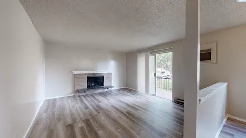 Living - 1250 NW State, Pullman, WA 99163 photo 1 of 1