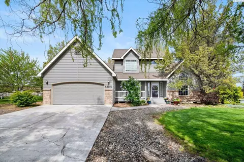 45102 E Alderbrook Ct, West Richland, WA 99353
