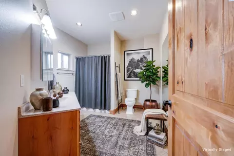 Bath - 3802 Palouse Albion Rd, Pullman, WA 99163 photo 1 of 3
