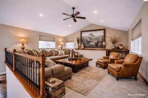 Living - 3802 Palouse Albion Rd, Pullman, WA 99163 photo 9 of 12