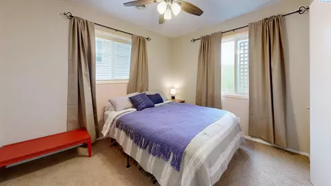 Bedroom - 222 NW Clay Ct, Pullman, WA 99163 photo 2 of 3