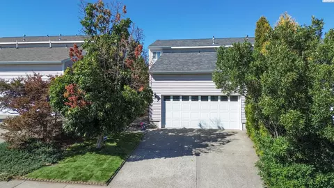 Exterior - 222 NW Clay Ct, Pullman, WA 99163 photo 1 of 3
