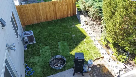 Exterior - 222 NW Clay Ct, Pullman, WA 99163 photo 2 of 3
