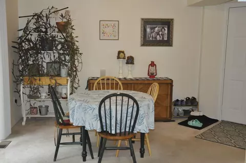 Dining - 2430 NW Granite Ct, Pullman, WA 99163 photo 2 of 2