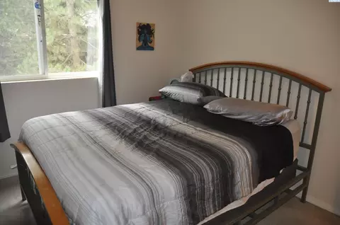 Bedroom - 2430 NW Granite Ct, Pullman, WA 99163 photo 1 of 4