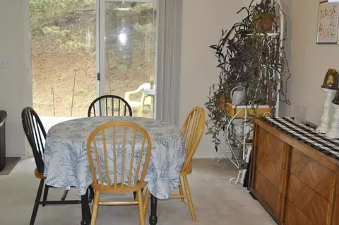 Dining - 2430 NW Granite Ct, Pullman, WA 99163 photo 1 of 2