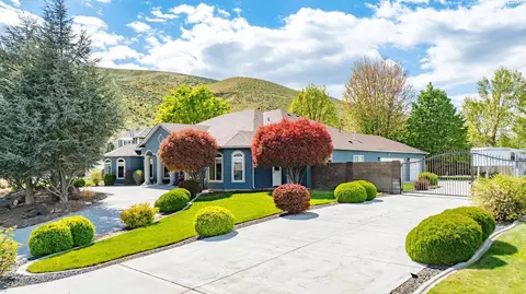 1191 Pinto Loop, Richland, WA 99352