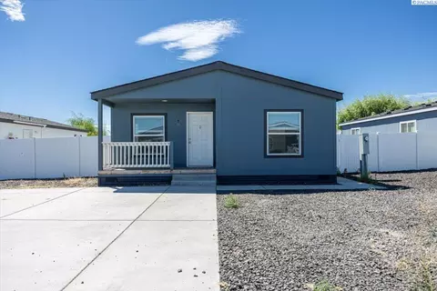 2681 Edison #5, Sunnyside, WA 98944