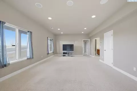 Other - 820 NW Palouse View Ct, Pullman, WA 99163 photo 6 of 9