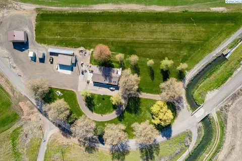 4921 Dogwood Rd, Pasco, WA 99301