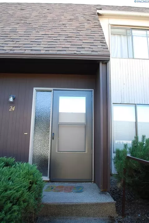 600 SW Crestview #24, Pullman, WA 99163