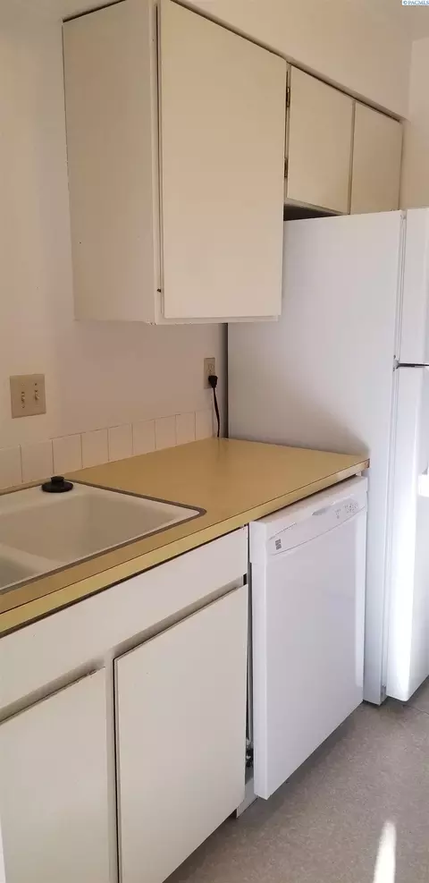 600 SW Crestview #24, Pullman, WA 99163 photo 2