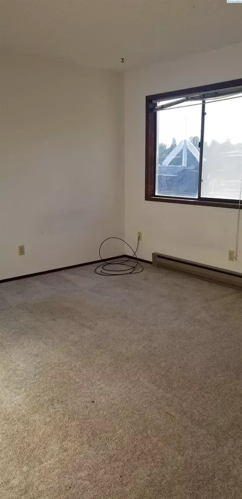 600 SW Crestview #24, Pullman, WA 99163 photo 8