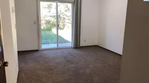 Bedroom - 1548-1550 NW Turner Dr, Pullman, WA 99163 photo 1 of 1