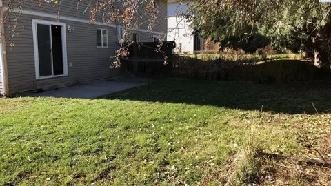 Exterior - 1548-1550 NW Turner Dr, Pullman, WA 99163 photo 5 of 6