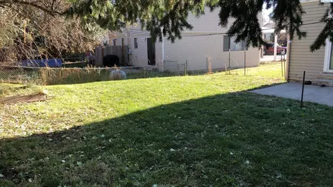 Exterior - 1548-1550 NW Turner Dr, Pullman, WA 99163 photo 4 of 6