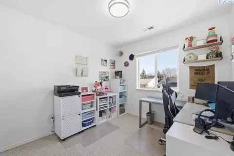 1810 NW Arcadia Dr, Pullman, WA 99163 photo 16