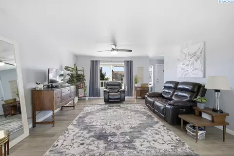 1810 NW Arcadia Dr, Pullman, WA 99163 photo 8