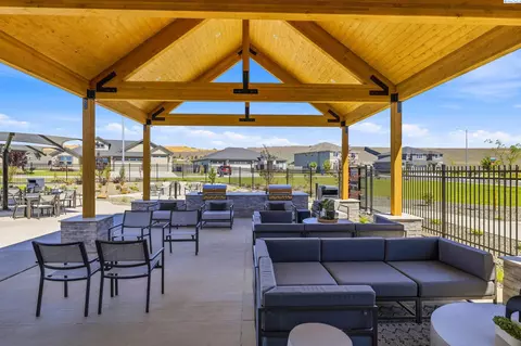 View/Area - 5622 Flathead Ave, Pasco, WA 99301 photo 3 of 4