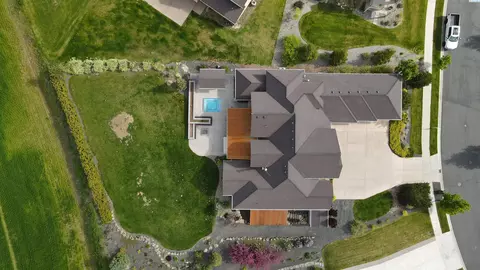View/Area - 1815 SW Casey Ct, Pullman, WA 99163 photo 2 of 2