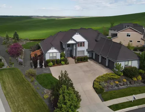 View/Area - 1815 SW Casey Ct, Pullman, WA 99163 photo 1 of 2