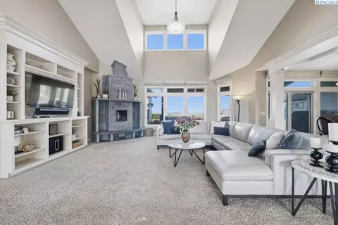 Other - 1815 SW Casey Ct, Pullman, WA 99163 photo 2 of 16
