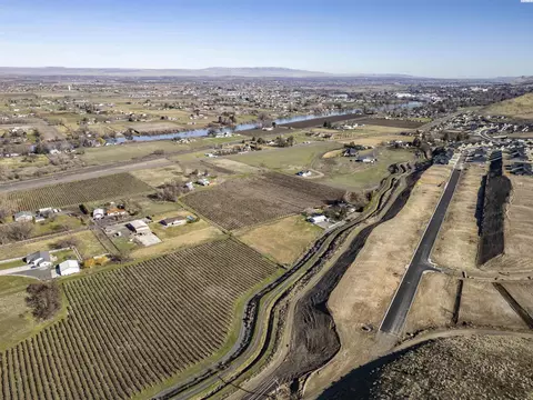 tbd SW Kelandren Drive Lots 1-16, Prosser, WA 99350