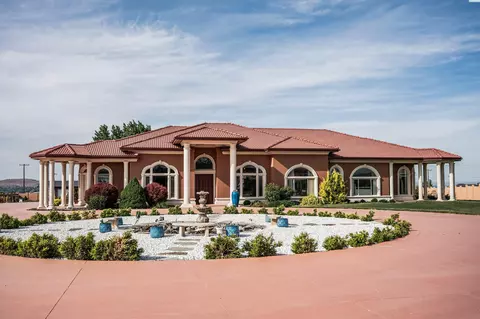 110302 E 297th Pr SE, Kennewick, WA 99338