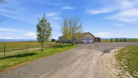 19397 Cloverland Rd, Asotin, WA 99402