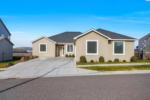 4936 Mcewan Dr, Richland, WA 99352