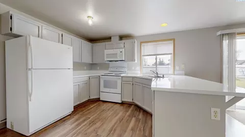 6412 Ruth Dr, Pasco, WA 99301 photo 7