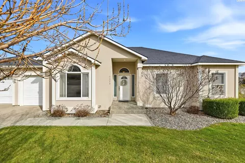 1173 Kensington Way, Richland, WA 99352