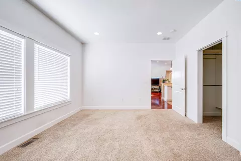 Bedroom - 135 Osprey Ln, Pullman, WA 99163 photo 4 of 11