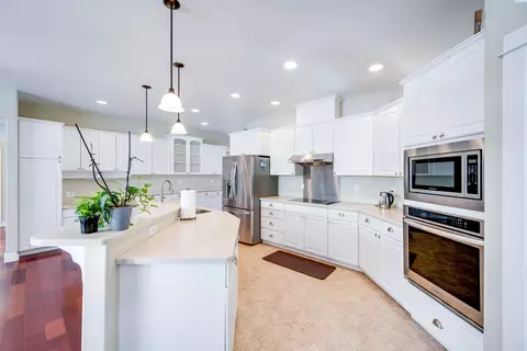 Kitchen - 135 Osprey Ln, Pullman, WA 99163 photo 3 of 5
