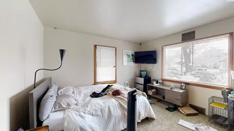 Bedroom - 645645 12 Ne Maple St, Pullman, WA 99163 photo 2 of 4